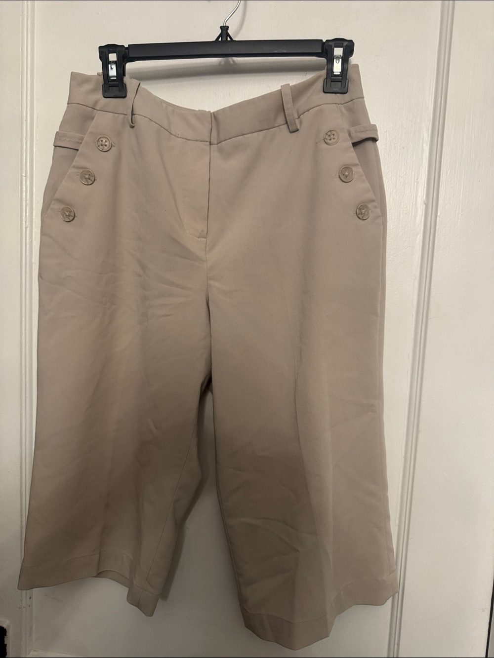 Patchington Beige Wide-Leg Sailor Button Capris